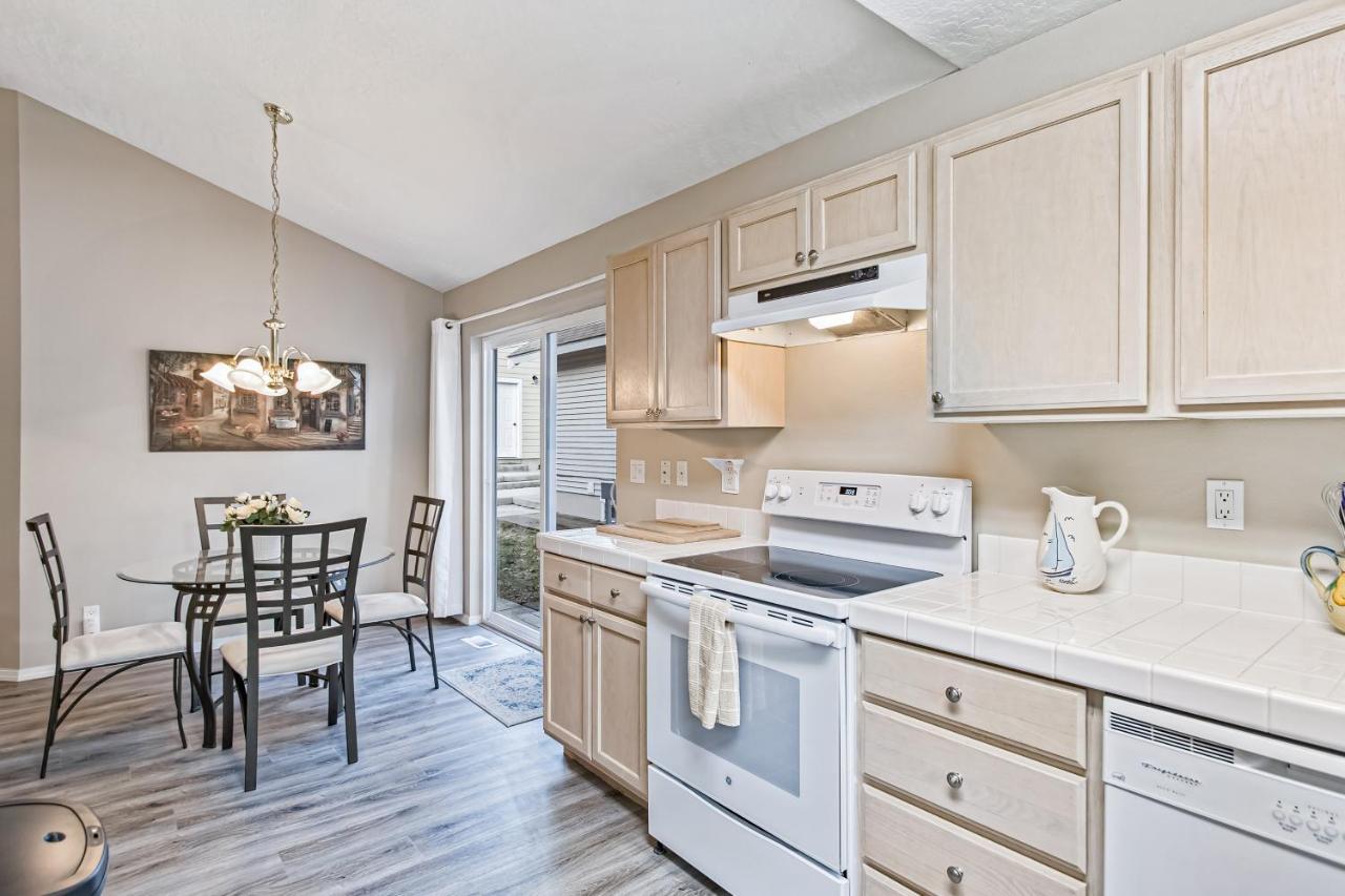 Pine Ave Delight Villa Coeur d'Alene Exterior foto